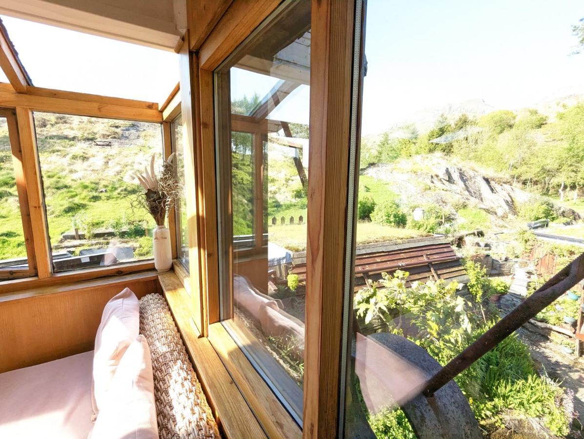 Bryn Elltyd Eco House Guest House Blaenau Ffestiniog ภายนอก รูปภาพ