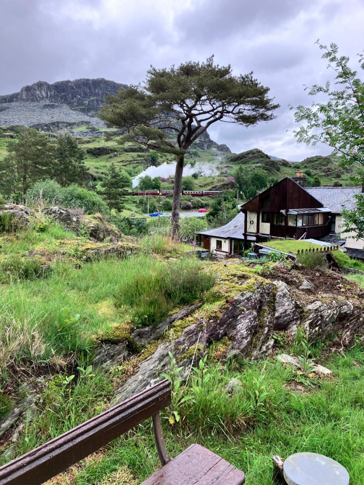 Bryn Elltyd Eco House Guest House Blaenau Ffestiniog ภายนอก รูปภาพ